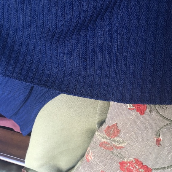 St John Collection By Marie Gray suit color blue - Picture 6 of 8